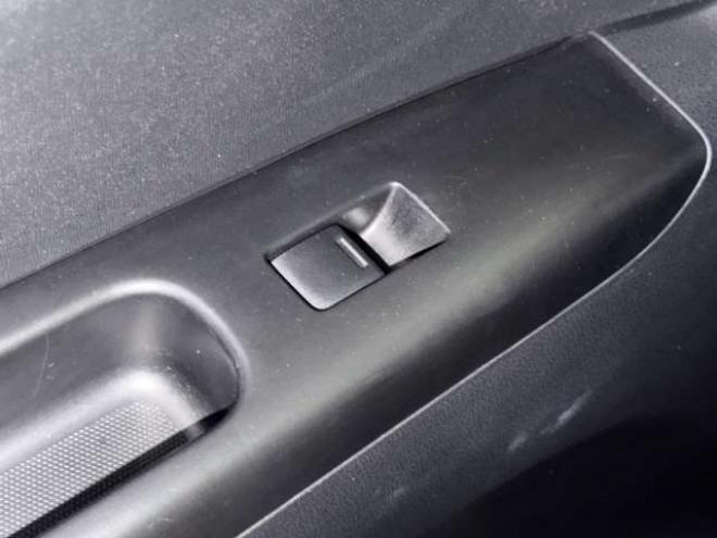 N-BOXG Lパッケージ 4WD　防錆塗装4WDTVナビBカメETC 660