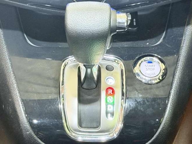 セレナ2.0 ハイウェイスター Jパッケージ 4WD　防錆塗装4WDTVナビBカメ後席モニタETC 2000
