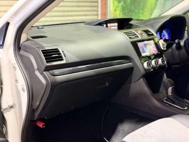 インプレッサスポーツ ハイブリッド 2.0 i-S アイサイト 4WD　防錆塗装4WDTVナビBカメETC積込タイヤ 2000