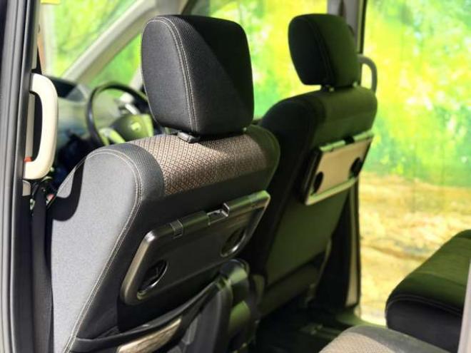セレナ2.0 ハイウェイスター 4WD　防錆塗装4WDTVナビBカメETCドラレコ後席モニタ 2000