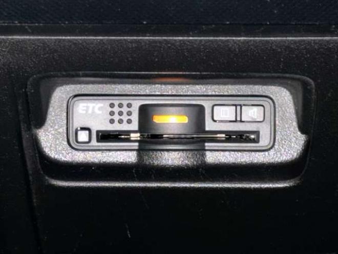 フリードスパイクハイブリッド1.5 ジャストセレクション　防錆塗装4WDTVナビBカメETC 1500