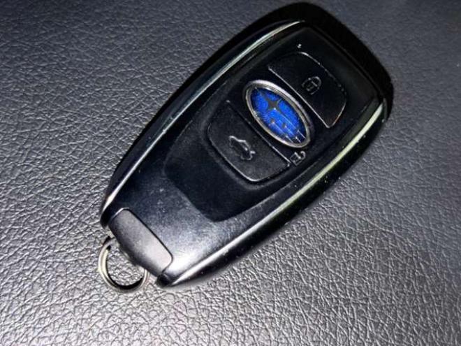 インプレッサスポーツ 2.0 i-S アイサイト 4WD　防錆塗装4WDナビBカメETC 2000