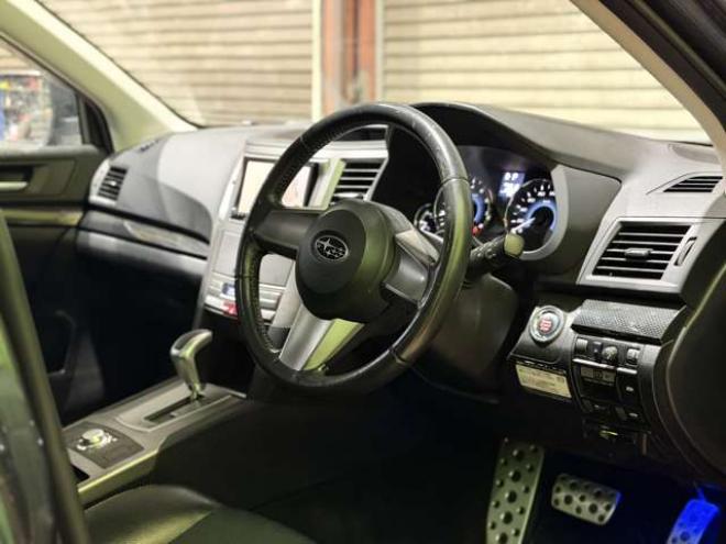 レガシィB4 2.5 GT Sパッケージ 4WD　防錆塗装4WDTVナビETC 2500