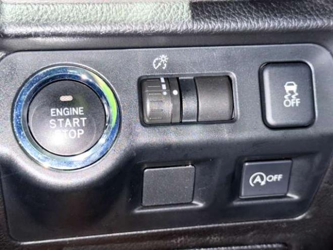 インプレッサスポーツ 1.6 i-L 4WD　防錆塗装4WDスマキーTVナビETC 1600