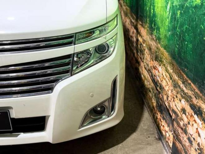 エルグランド2.5 250ハイウェイスター 4WD　防錆塗装4WDTVナビBカメETC後席モニタ 2500