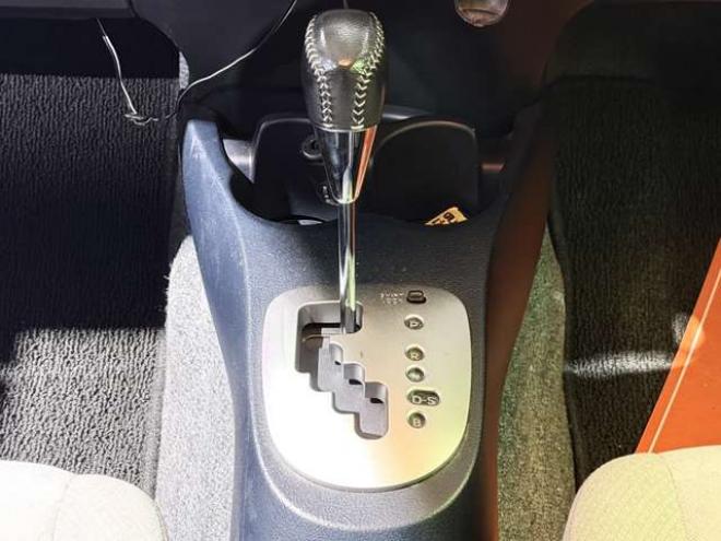 ヴィッツ1.3 U 4WD　防錆塗装4WDスマキーCDETC 1300