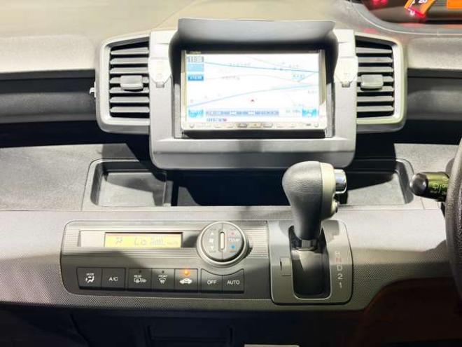 フリード1.5 フレックス ジャストセレクション 4WD　防錆塗装4WDキーレスナビETC 1500