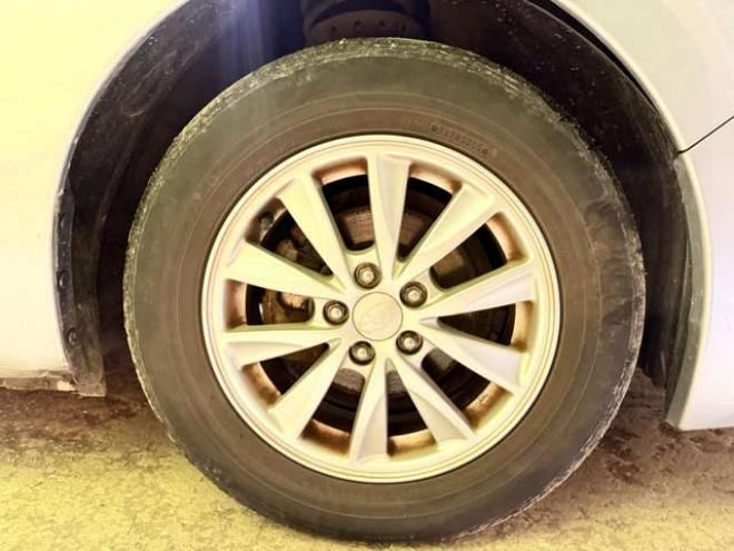 インプレッサスポーツ 1.6 i-L 4WD　防錆塗装4WDTVナビBカメETC積込タイヤ 1600