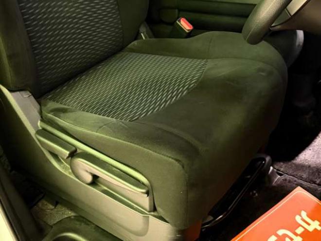 セレナ2.0 20X Vセレクション+Safety 4WD　防錆塗装4WDTVナビETCドラレコ積込タイヤ 2000