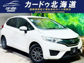 フィット　1.3 13G Lパッケージ 4WD　防錆塗装4WDスマキーCD積込タイヤ 1300