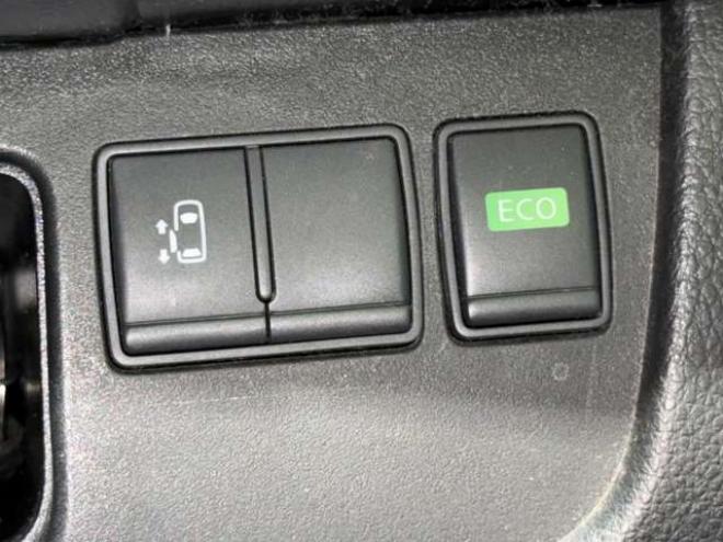 セレナ2.0 20S 4WD　防錆塗装4WDナビBカメエンスタETC 2000
