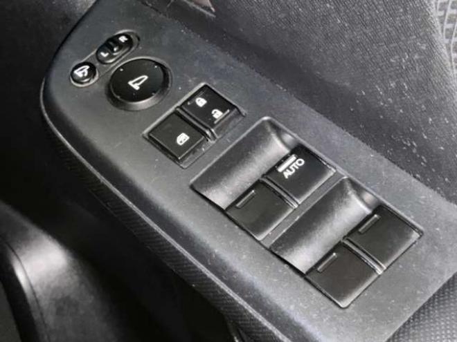 ステップワゴン2.0 スパーダ Z HDDナビ エディション 4WD　防錆塗装4WDTVナビBカメエンスタETC後席モニタ 2000