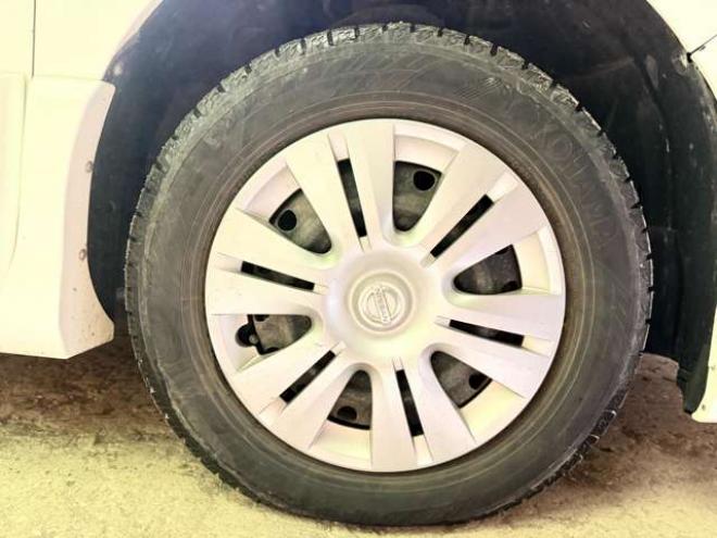 セレナ2.0 ライダー 4WD　防錆塗装4WDTVナビBカメ後席モニタ 2000