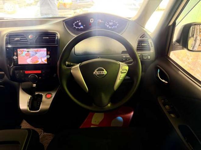 セレナ2.0 20X アドバンストセーフティ パッケージ 4WD　防錆塗装4WDTVナビBカメ 2000
