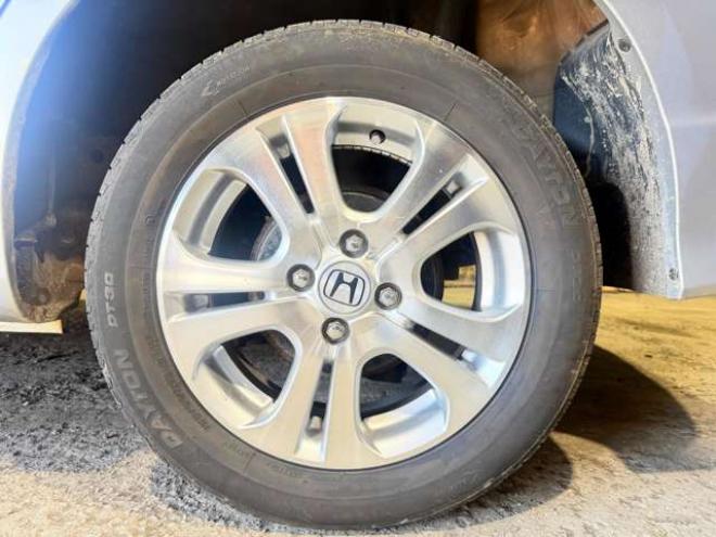 フィットシャトル1.5 15C 4WD　防錆塗装4WDTVナビBカメエンスタETC 1500