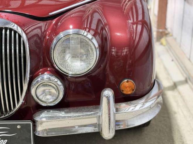 ビュート1.0　防錆塗装Bluetoothオーディオ積込タイヤ 2WD 1000