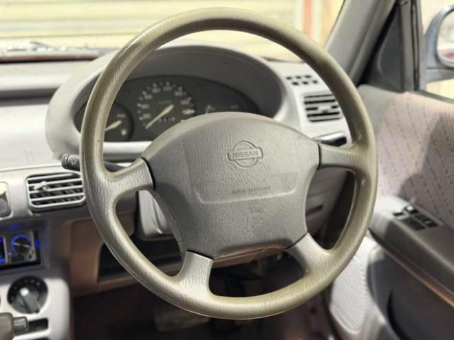 ビュート1.0　防錆塗装Bluetoothオーディオ積込タイヤ 2WD 1000