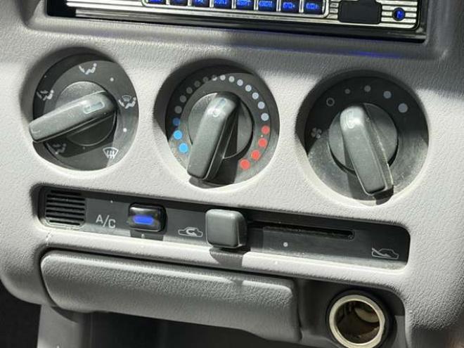 ビュート1.0　防錆塗装Bluetoothオーディオ積込タイヤ 2WD 1000