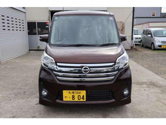 デイズルークスハイウェイスターX 4WD　5.6万キロ・アラウンドビューモニター・ナビ・TV・バックカメラ・スマートキー 660