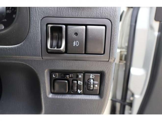 AZオフロードXC 4WD　1.3万キロ・ターボ・キーレス・タイミングチェーン式 660