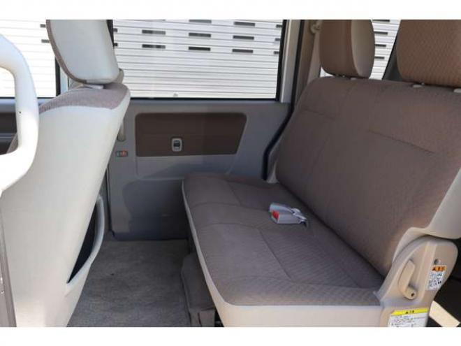 エブリイウィズ 車いす移動車 補助シート付 電動固定式 4WD　4.3万キロ・キーレス・電動ウインチ・スローパー・後部電動固定リアシート・リアヒーター 660