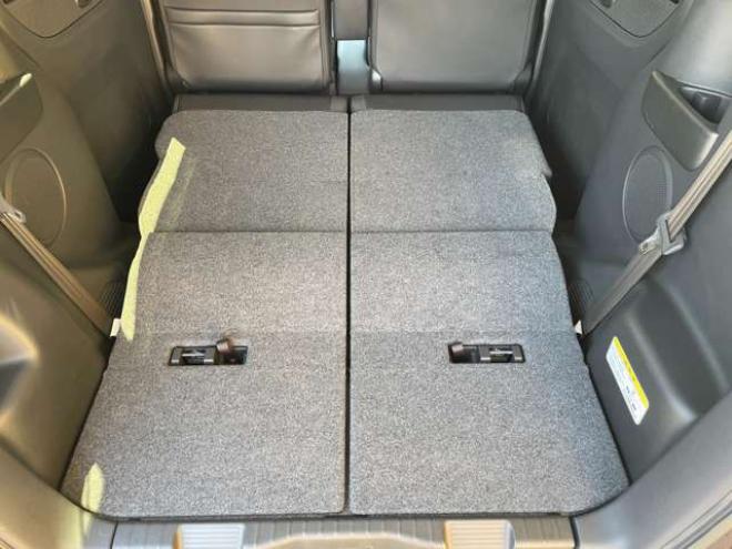 N-BOXカスタムG ターボ Lパッケージ 4WD　1年保証/後期型/Bluetooth/ナビ・フルセグTV/バックカメラ/両側パワースライドドア/エンジンスターター/ビルトインETC/前後ドライブレコーダー/純正15インチアルミホイール/法定整備/車検残R9年9月/修復歴無 660