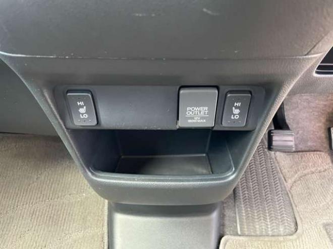 N-BOXカスタムG ターボ Lパッケージ 2トーンカラースタイル 4WD　1年保証/Bluetooth/ナビ・フルセグTV/バックカメラ/フルベッドキット/エンジンスターター/ETC/前後ドラレコ/キー2本/両側パワースライドドア/ハーフレザーシート/2トーンカラー/車検整備2年付き/法定整備/修復歴無し 660