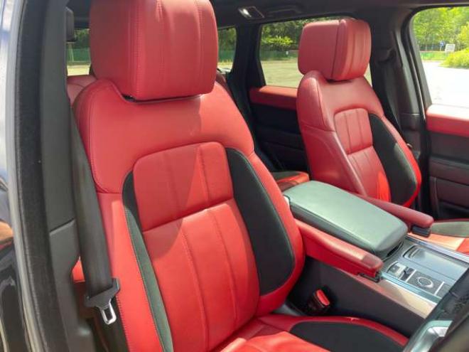 レンジローバースポーツ HSE ダイナミック (ディーゼル) 4WD　メリディアンサウンドシステム/レッドレザーシート/マトリックスLEDヘッドライト/8インチリアエンターテインメントシステム/パノラミックルーフ/22インチアルミホイール/アルミホイール付き冬タイヤ付属/修復歴無 正規輸入車 3000