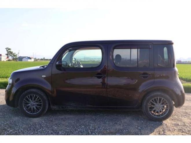 キューブ1.5 15X FOUR Mセレクション 4WD　検二年　ETC　バックカメラ　自社　ローンカノウ 1500