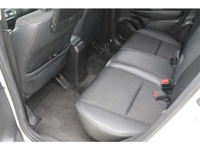 フィット1.5 ハイブリッド Lパッケージ 4WD　検R9/1　バックカメラ　BT　クルコン　エンスタ　DVD　ETC　自社　ローンカノウ 1500