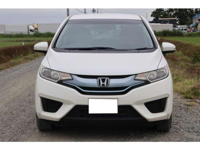 フィット1.5 ハイブリッド Lパッケージ 4WD　検R9/1　バックカメラ　BT　クルコン　エンスタ　DVD　ETC　自社　ローンカノウ 1500