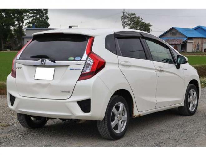 フィット1.5 ハイブリッド Lパッケージ 4WD　検R9/1　バックカメラ　BT　クルコン　エンスタ　DVD　ETC　自社　ローンカノウ 1500