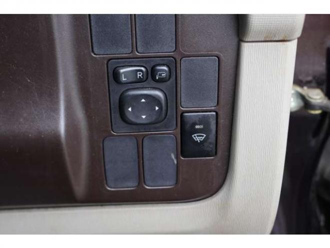パッソ1.0 プラスハナ Gパッケージ 4WD　検二年　ナビ　TV　自社　ローンカノウ 1000