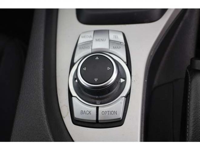 BMWX1 xドライブ 25i 4WD　検R9/3　ナビ　ETC　自社　ローンカノウ 正規輸入車 3000