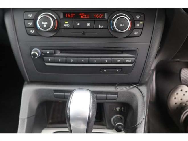 BMWX1 xドライブ 25i 4WD　検R9/3　ナビ　ETC　自社　ローンカノウ 正規輸入車 3000