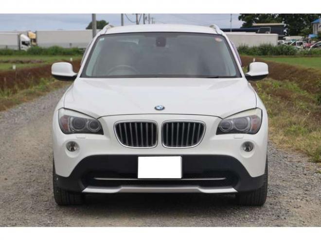 BMWX1 xドライブ 25i 4WD　検R9/3　ナビ　ETC　自社　ローンカノウ 正規輸入車 3000