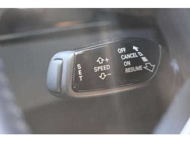 アウディA8 3.0 TFSI クワトロ 4WD　検R9/10　スーパーチャージャー　クルコン　バックカメラ　TV　パワーバックドア 正規輸入車 3000