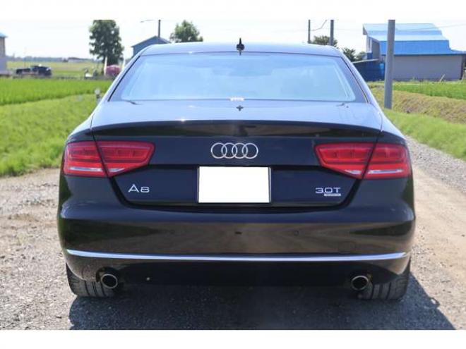 アウディA8 3.0 TFSI クワトロ 4WD　検R9/10　スーパーチャージャー　クルコン　バックカメラ　TV　パワーバックドア 正規輸入車 3000