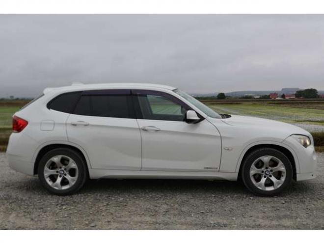 BMWX1 xドライブ 25i 4WD　検二年　自社　ローンカノウ 正規輸入車 3000