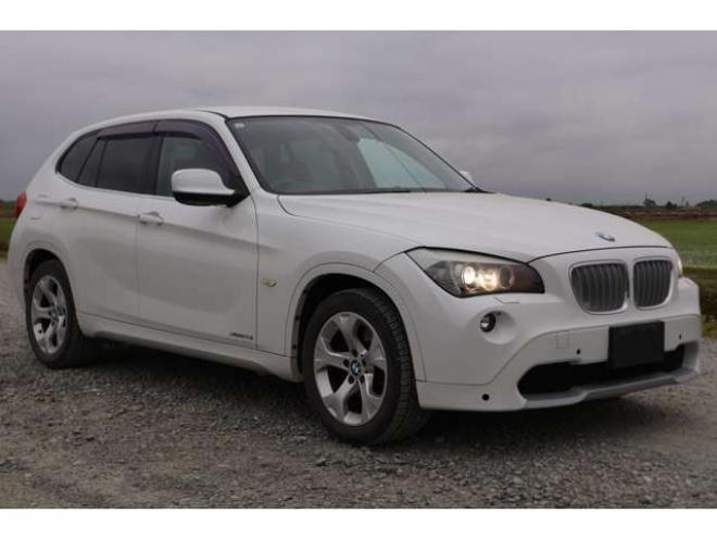 BMWX1 xドライブ 25i 4WD　検二年　自社　ローンカノウ 正規輸入車 3000