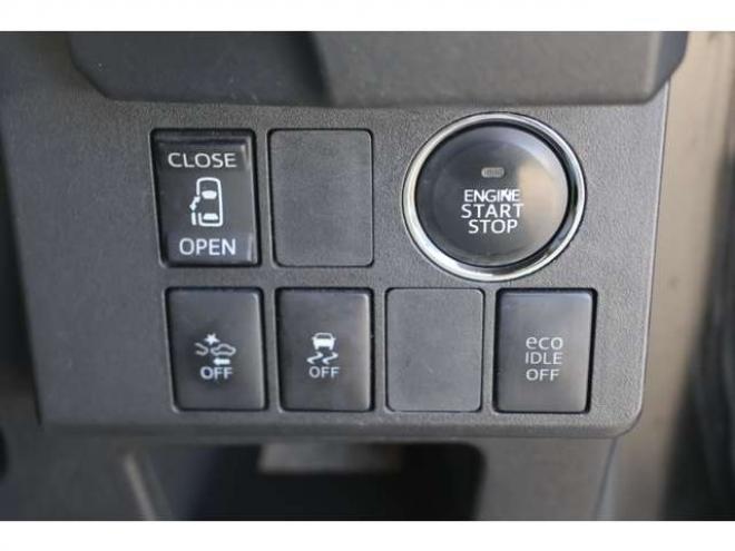 ピクシスメガX SA 4WD　検R8/8　ワンオーナー　社外ナビ　シートヒーター　フルセグ　自社　ローンカノウ 660