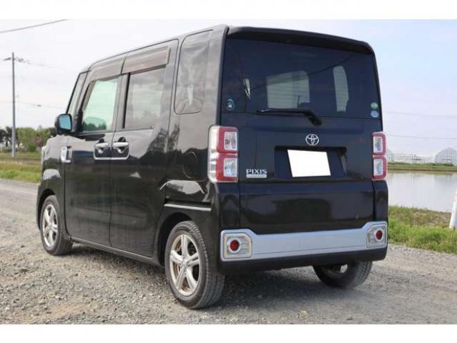 ピクシスメガX SA 4WD　検R8/8　ワンオーナー　社外ナビ　シートヒーター　フルセグ　自社　ローンカノウ 660
