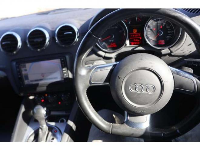 アウディTT クーペ 3.2 クワトロ 4WD　検二年　バックカメラ　ETC　自社　ローンカノウ 正規輸入車 3200
