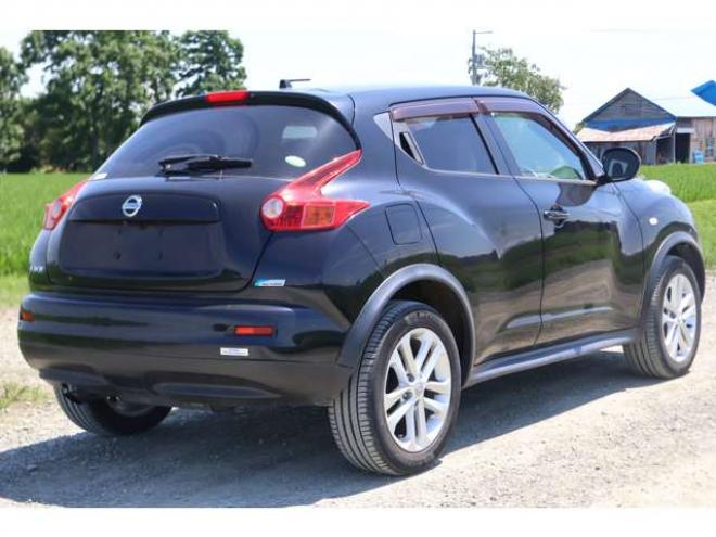 ジューク1.6 16GT FOUR 4WD　検二年　バックカメラ　ドラレコ　ETC　自社　ローンカノウ 1600