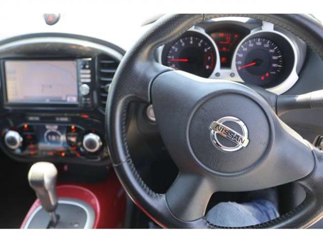 ジューク1.6 16GT FOUR 4WD　検二年　バックカメラ　Bluetooth　エンスタ　自社　ローンカノウ 1600
