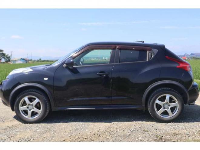 ジューク1.6 16GT FOUR 4WD　検二年　バックカメラ　Bluetooth　エンスタ　自社　ローンカノウ 1600