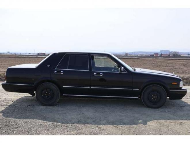 グロリアセダン 2.0 V20Eクラシック 2WD 2000