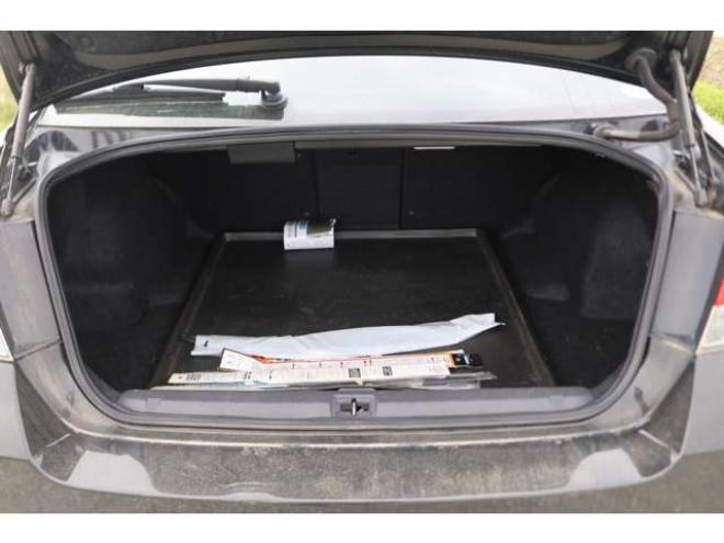 レガシィB4 2.5 i Lパッケージ 4WD　検R9/4　社外ナビ　バックカメラ　TV　自社　ローンカノウ 2500