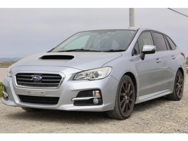 レヴォーグ1.6 GT アイサイト 4WD　検二年　バックカメラ　パドルシフト　自社　ローンカノウ 1600