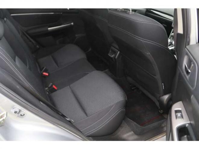 レヴォーグ1.6 GT アイサイト 4WD　検二年　バックカメラ　パドルシフト　自社　ローンカノウ 1600